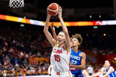 宫鲁鸣：中国女篮需更多高水平对抗 提高稳定性自信心