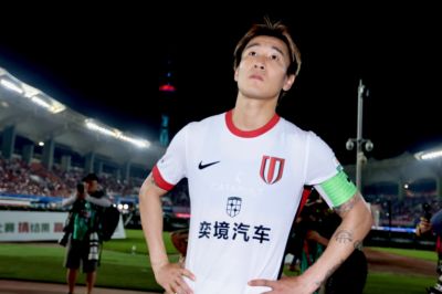 提前报销！韦世豪挑衅公众禁赛3场+累积4黄停赛 本赛季已无缘出场