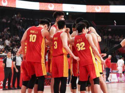 中国男篮大胜巴林夺亚运两连胜：廖三宁23分6助攻