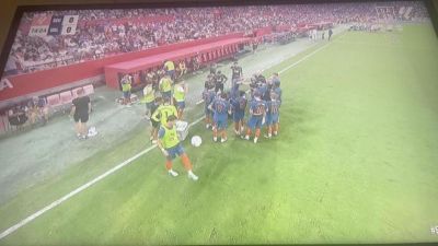 瓦伦西亚遭遇5轮不胜，马菲奥：周二有一场决赛，一场战争