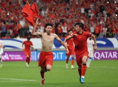 马德兴：世预赛反思 只有一个王钰栋还不够！
