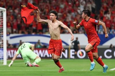 王钰栋打进处子球代表未来 国足18强赛并非一无所获