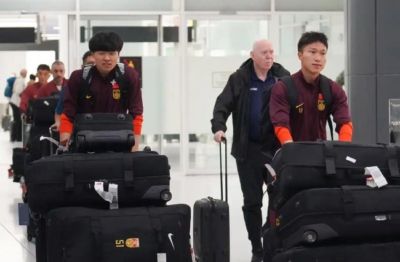 国足备战冲刺查漏补缺 27名球员仍有4人无缘参赛