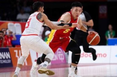 狂胜46分！中国男篮两连胜，对手赛后拒绝握手！