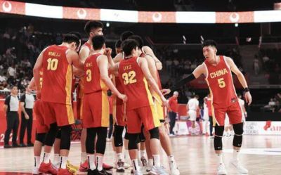 CCTV5直播!中国男篮VS菲律宾男篮,赛前带来中国男篮胡明轩、李悦洲、王俊杰以及菲律宾男篮最新消息,中国男篮复仇之战