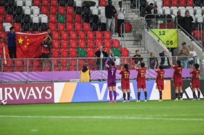 【U20女足世界杯】中国队1比3西班牙队晋级淘汰赛