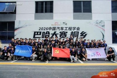 在泥里修车，在F1赛道飞驰！深技大赛车工作室暑期征战收官