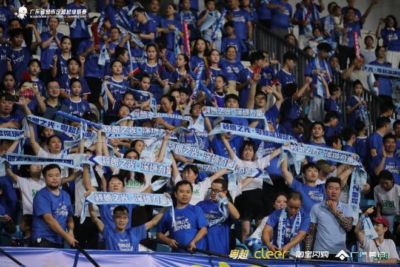粤超八强赛次轮战罢，深圳、梅州、东莞突围，广茂对决留悬念