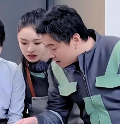 林允搭上新资本大佬！？