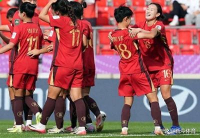 9月9日：世界杯5-0大胜！中国女足半场梦游，主教练被怒批