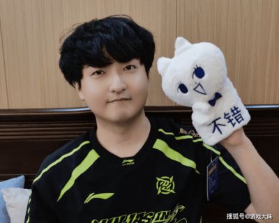 LPL知名韩援宣布离队,还很想在LPL打比赛,但自己被强制服兵役了