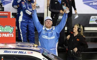 32岁NASCAR车手奥斯汀·希尔：出生地与成长背景简介