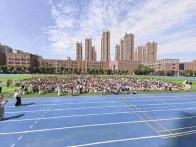 燃动校园 与冠军同频——羽毛球世界冠军走进合肥市六安路小学中铁国际城校区