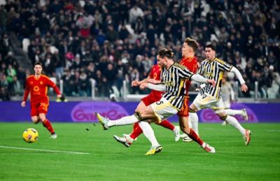 意甲-弗拉霍维奇助攻拉比奥制胜 尤文1-0罗马