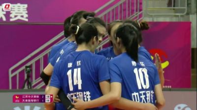 排超江苏女排3-2挫天津夺3连胜 卫冕冠军连折两阵