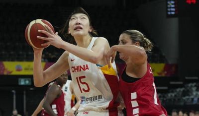 9月12日：中国女篮29分惨败法国止步八强！张子宇18分钟7失误正负值负25