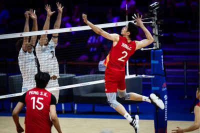 0-3输阿根廷！中国男排吞3连败：得分王仅9分，排名积分双双下跌