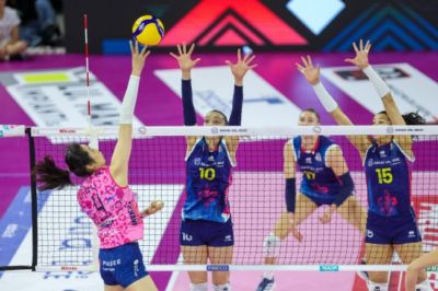 意甲女排科内横扫斯坎迪奇夺18连胜 朱婷力夺17分