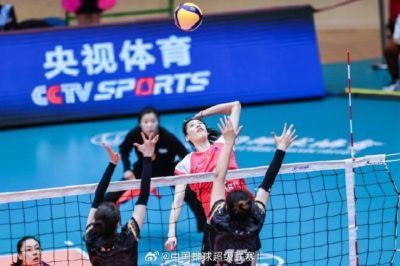 排超女排联赛上海3-2挫北京领跑 江苏2-3不敌深圳