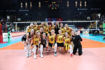 欧冠女排瓦基弗3-1挫卡姆尼克 袁心玥首发夺10分