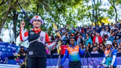 射箭世界杯总决赛李佳蔓首夺冠 成中国赛史第3人