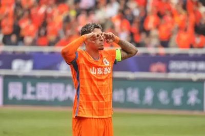 泰山队中超首胜不乏亮点 克雷桑依旧是唯一真核