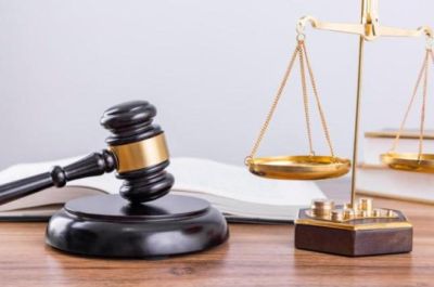 因丈夫出轨发生争吵打架，女子次日驾车将丈夫撞伤获刑2年10个月，被判赔15万余元