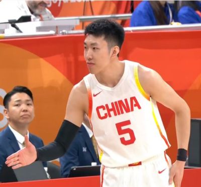 中国男篮今天实现“广西三杰”首发！亚运会：中国队半场领先36分