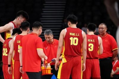 “暑假工”砍20+14,中国男篮44分淘汰菲律宾,球迷:降维打击啊