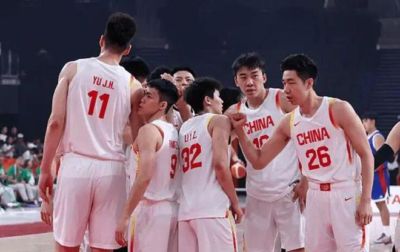 44分大胜，场均净胜42.7分！中国男篮把菲律宾打出八强