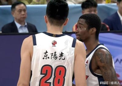 萨姆纳基本不留队？广东“新王牌”打成大腿，亚帅放弃张皓嘉