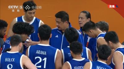 44分狂胜菲律宾！中国男篮淘汰卫冕冠军，亚运8强诞生，中韩领衔