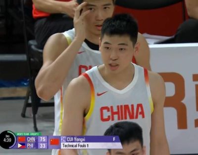 防守端被吹假摔吃T，崔永熙这球冤不冤