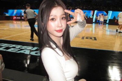 梦幻联动！虞书欣晒照：很开心来到AUBL赛场 热血的一天🏀