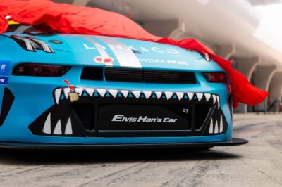 领克03+TCR赛车的人气从赛前就开始