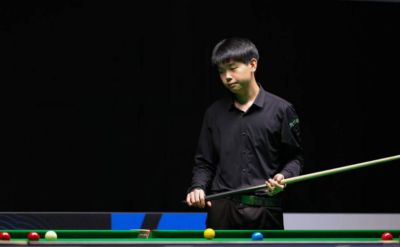 斯诺克北爱尔兰公开赛：小将因未到场被判0-4出局，首日战绩6胜2负