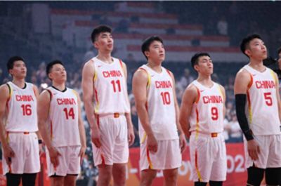 中国男篮vs沙特前瞻：大胜进四强无悬念 王俊杰廖三宁有望爆发