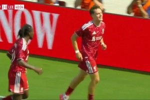 连丢四球！利物浦2-4遭利兹联逆转 维尔茨钱伯斯破门凯尔凯兹失误