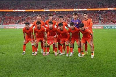 国足VS朝鲜首发预测！3大超龄球员领衔，李昊守门，安东尼奥或改踢442