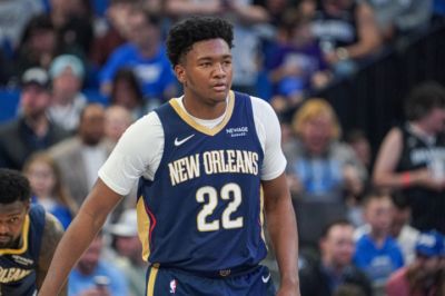 奎因:新秀赛季最难的是身体对抗 NBA的对抗是另一个级别!