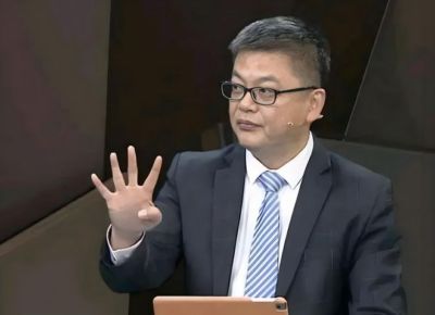 不得不说！苏群对中国男篮的实力，出现了严重的误判