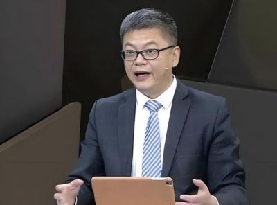 有趣，杨毅反驳苏群的观点：站着说话不腰疼！