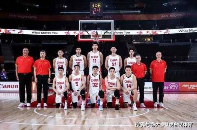 48-39！冷门预警！中国男篮4强遇阻，首发一人低迷，5中0，廖三宁立大功