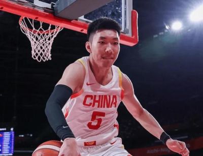 男篮淘汰沙特2喜2忧！廖三宁征服众人，庞峥麟拉胯，锋线成麻烦！