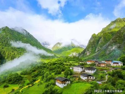 云南一男子出国担心妻子家里装了6个摄像头，结果却令他感到惊讶