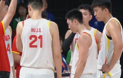 中国男篮险胜沙特进四强，两大功臣浮出水面，战神级表现拯救球队，郭士强偷乐吧