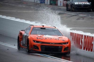 NASCAR改湿地胎规则：新罕布什尔争议后，车队自己说了算
