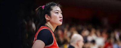 9月17日:李梦缺席亚洲杯引球迷争议,宫鲁鸣直言:不再有不可替代角色