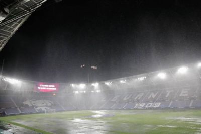 莱万特体育总监谈战毕包比赛推迟：暴雨下不该冒险