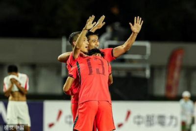 开门红！亚运男足首轮：中国2比1逆转朝鲜 吴曦张玉宁建功李昊神扑